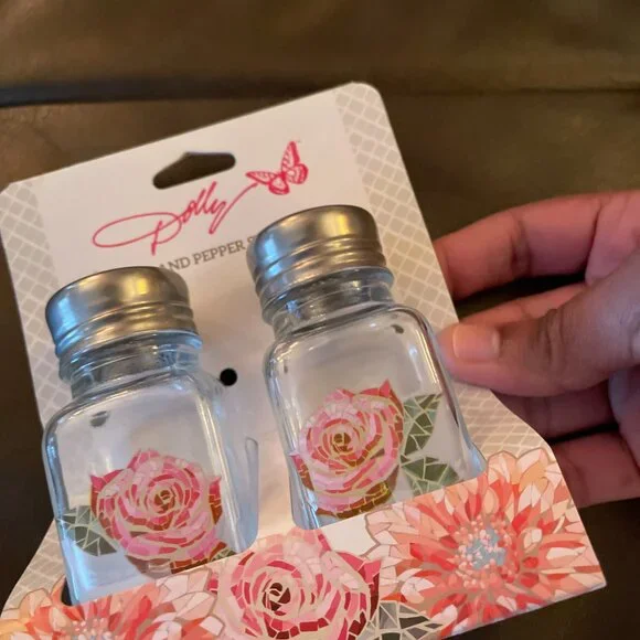 Dolly Parton Rose Pink Salt/Pepper Shakers - 3oz capacity each - Picture 2 of 5